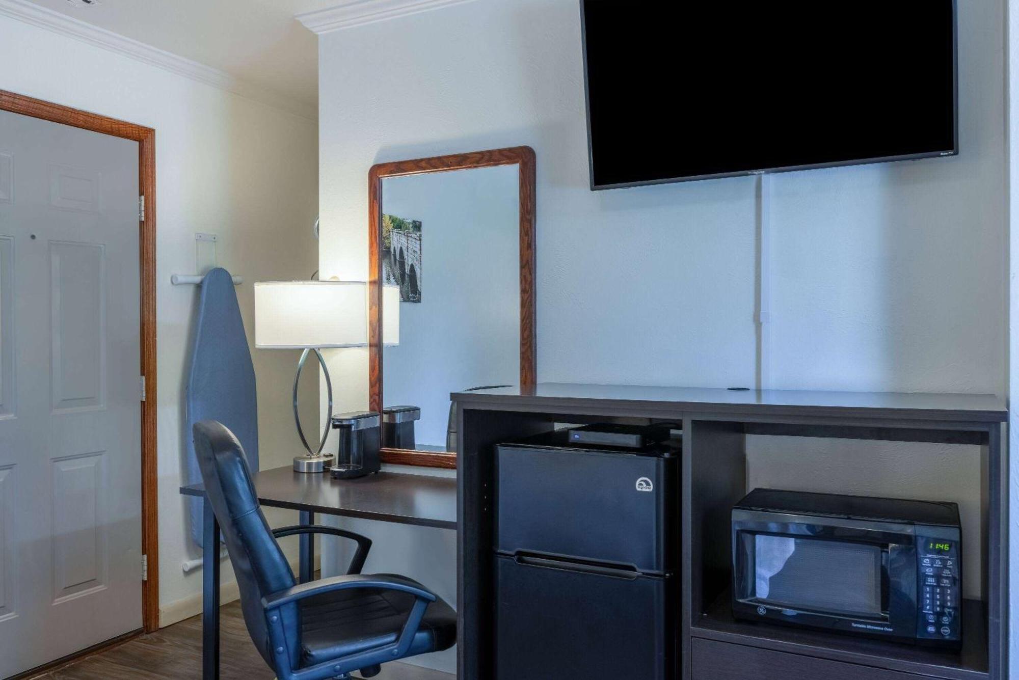Travelodge By Wyndham 2*
