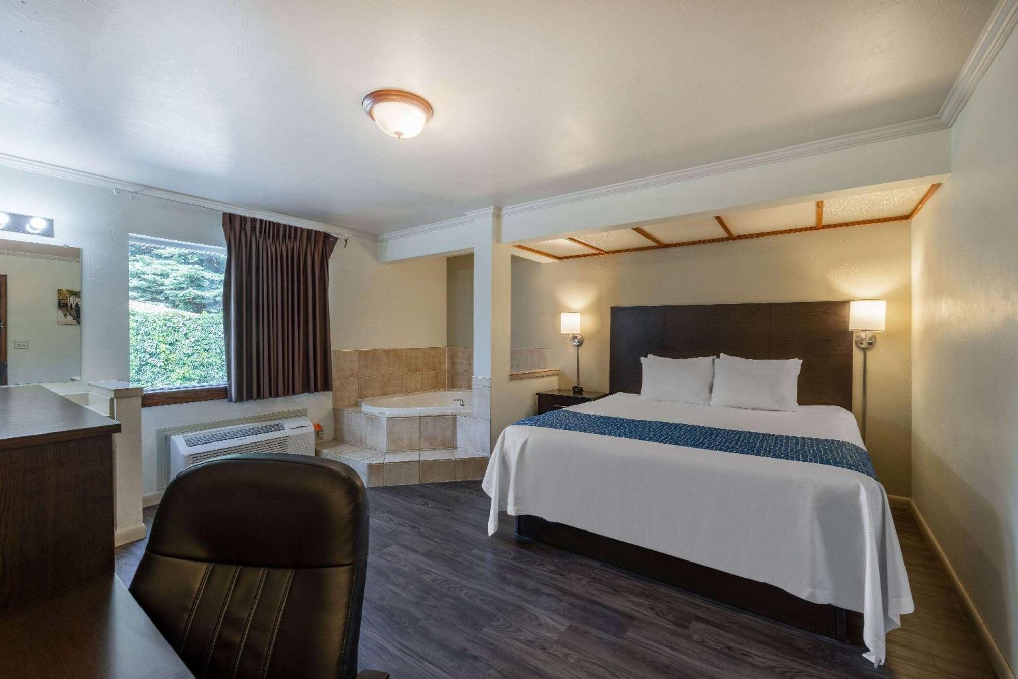 Travelodge By Wyndham 2*
