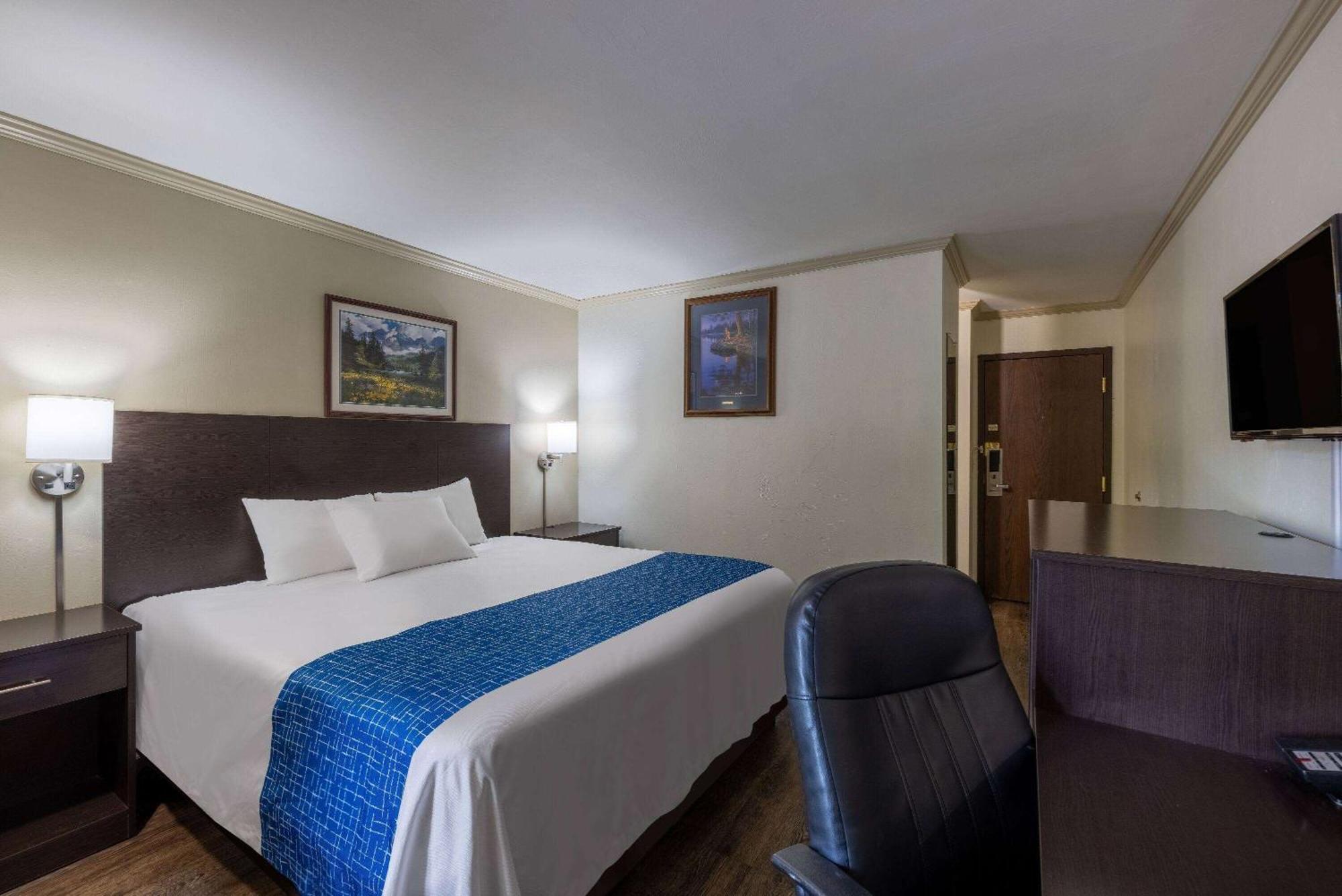 Travelodge By Wyndham Livingston
