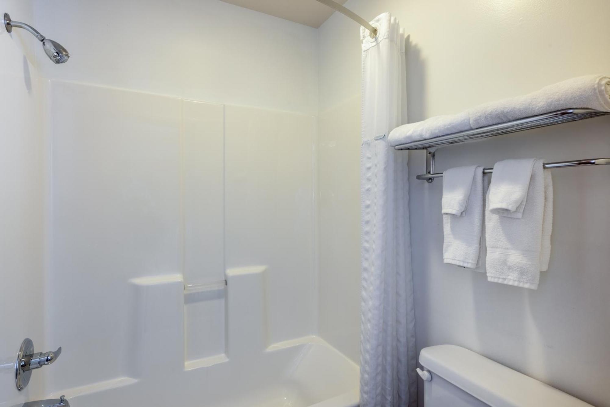 Travelodge By Wyndham Hotel Livingston